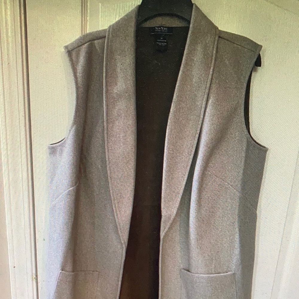 NYDJ Light Gray Sleeveless Open-Front Long Vest